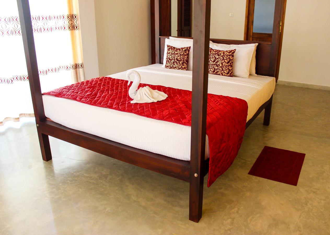 Villa Marina Хикадува Екстериор снимка